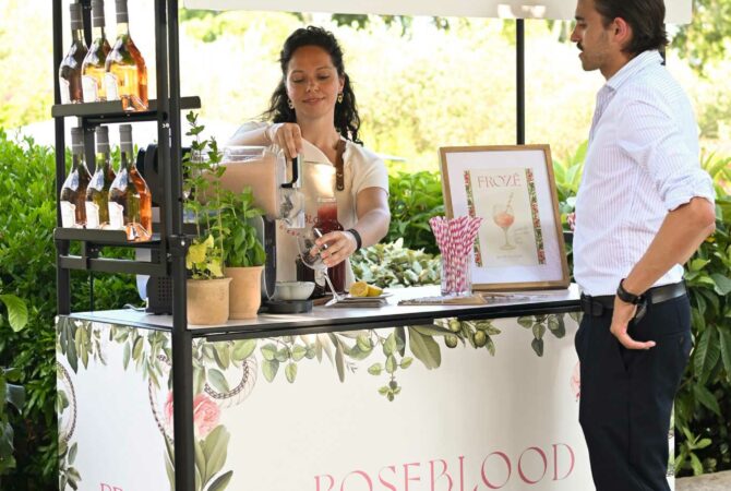 Stand / Comptoir de dégustation - Wine tasting